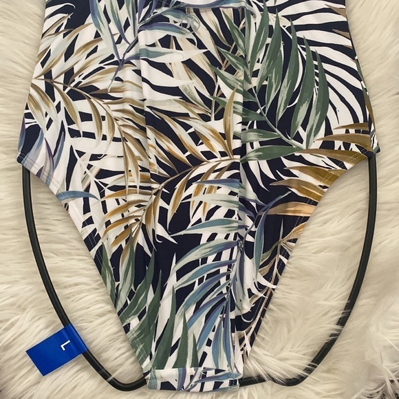 NWT Hurley women’s one piece palm print swimsuit - Picture 7 of 10
